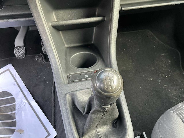 Volkswagen - 2015 - up! - 1.0 take up! bluem. - personenauto (7-zfl-33) - afbeelding 7 van  26