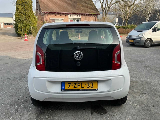 Volkswagen - 2015 - up! - 1.0 take up! bluem. - personenauto (7-zfl-33) - afbeelding 22 van  26