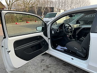 Volkswagen - 2015 - up! - 1.0 take up! bluem. - personenauto (7-zfl-33) - afbeelding 24 van  26