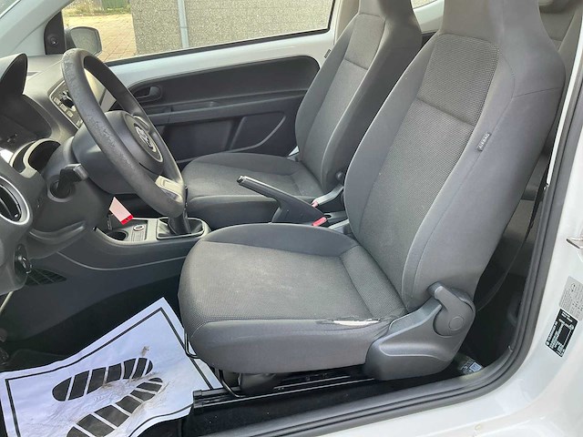 Volkswagen - 2015 - up! - 1.0 take up! bluem. - personenauto (7-zfl-33) - afbeelding 26 van  26