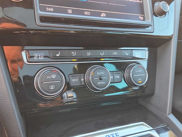 Volkswagen - 2016 - passat variant - 1.4 t. gte c.s. pl. - nb-177-b - afbeelding 1 van  46