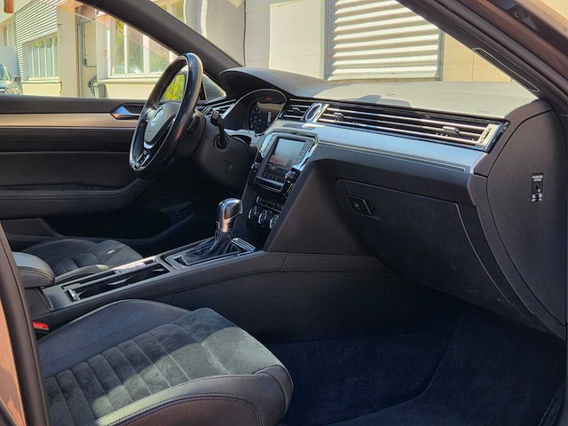 Volkswagen - 2016 - passat variant - 1.4 t. gte c.s. pl. - nb-177-b - afbeelding 11 van  46
