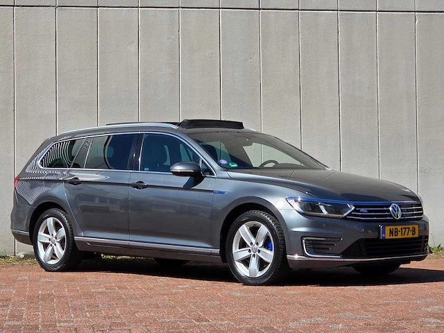 Volkswagen - 2016 - passat variant - 1.4 t. gte c.s. pl. - nb-177-b - afbeelding 43 van  46