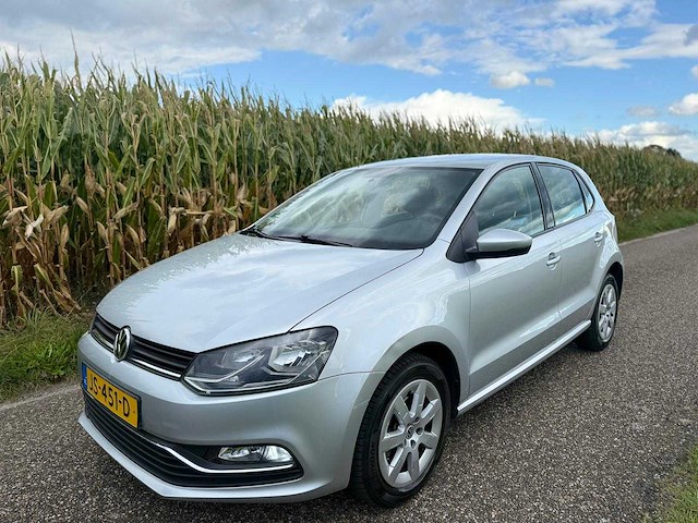 Volkswagen - 2016 - polo - 1.2 tsi comfortline - js-451-d - afbeelding 1 van  12