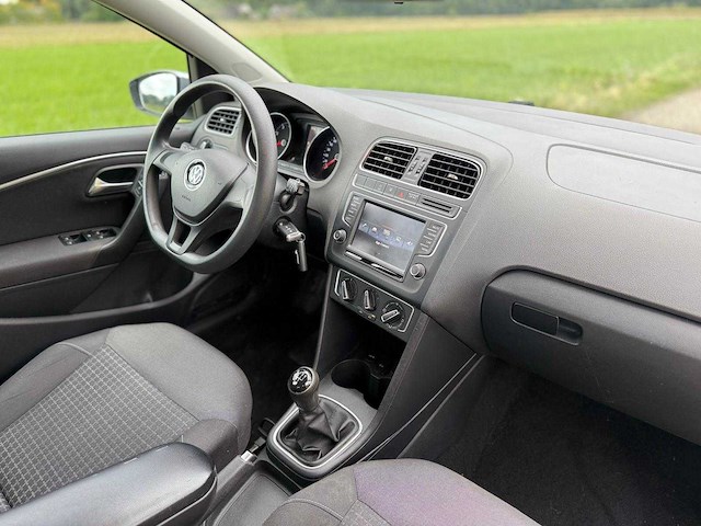 Volkswagen - 2016 - polo - 1.2 tsi comfortline - js-451-d - afbeelding 11 van  12