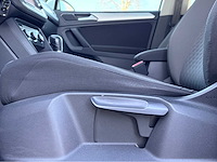 Volkswagen - 2016 - tiguan - 2.0 tsi 4 motion highline - personenauto - afbeelding 18 van  26