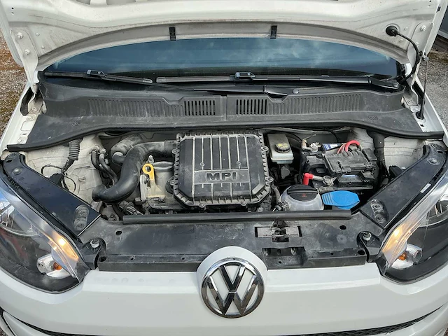 Volkswagen - 2016 - up! - 1.0 bmt take up! - personenauto - afbeelding 4 van  13