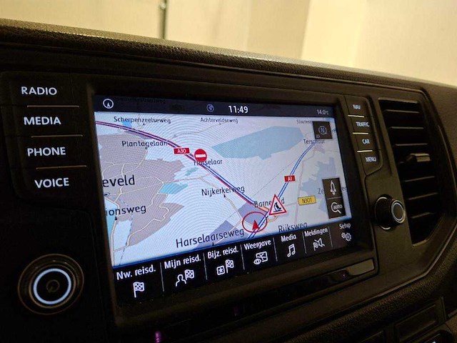 Volkswagen - 2017 - crafter - 35 2.0 tdi l4h4 - automaat - bedrijfswagen - afbeelding 4 van  18