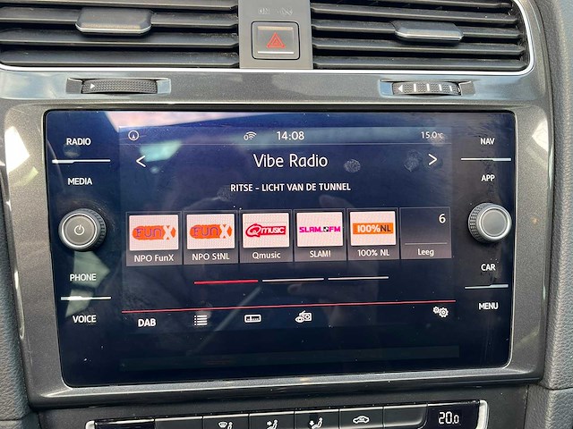 Volkswagen - 2017 - golf - 1.0 tsi virtual cockpit - personenauto - afbeelding 4 van  23