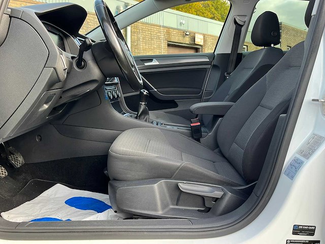 Volkswagen - 2017 - golf - 1.0 tsi virtual cockpit - personenauto - afbeelding 19 van  23