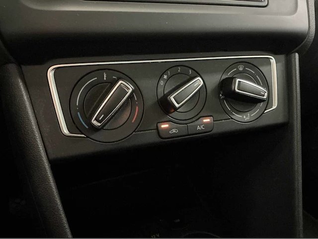 Volkswagen - 2017 - polo - 1.2 tsi comfortline - personenauto - afbeelding 8 van  40
