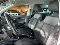 Volkswagen - 2017 - polo - 1.2 tsi comfortline - personenauto - afbeelding 17 van  40