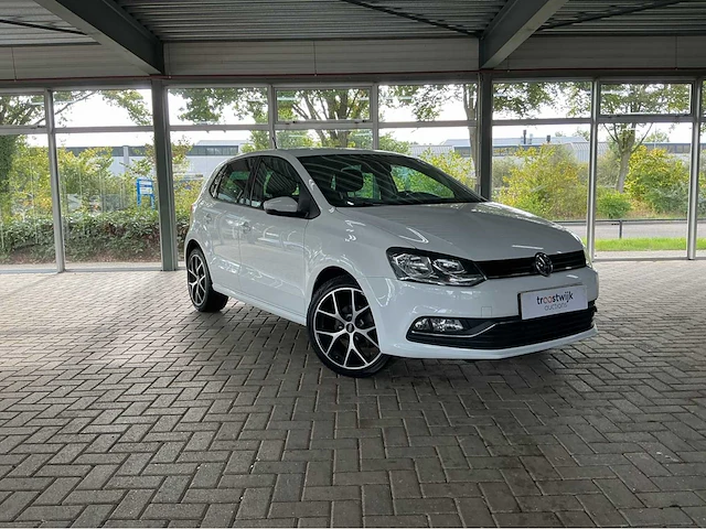 Volkswagen - 2017 - polo - 1.2 tsi comfortline - personenauto - afbeelding 23 van  40