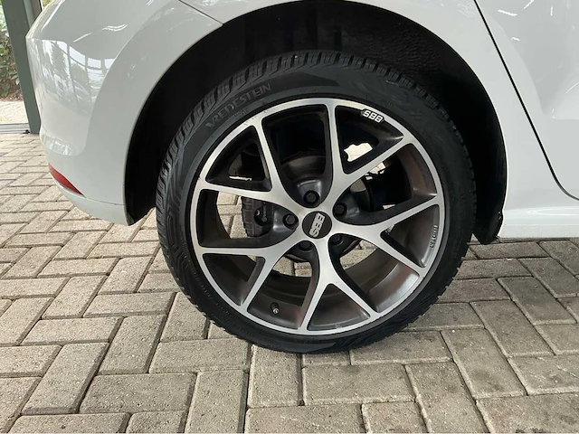 Volkswagen - 2017 - polo - 1.2 tsi comfortline - personenauto - afbeelding 2 van  40