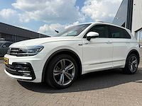 Volkswagen - 2017 - tiguan - 1.4 tsi cl bns r - personenauto - afbeelding 1 van  25
