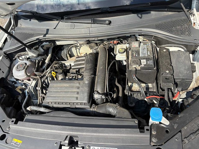 Volkswagen - 2017 - tiguan - 1.4 tsi cl bns r - personenauto - afbeelding 18 van  25