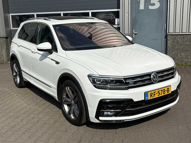 Volkswagen - 2017 - tiguan - 1.4 tsi cl bns r - personenauto - afbeelding 19 van  25