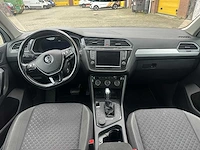 Volkswagen - 2017 - tiguan - 2.0 tsi 4m. highline - automaat - personenauto - afbeelding 9 van  26