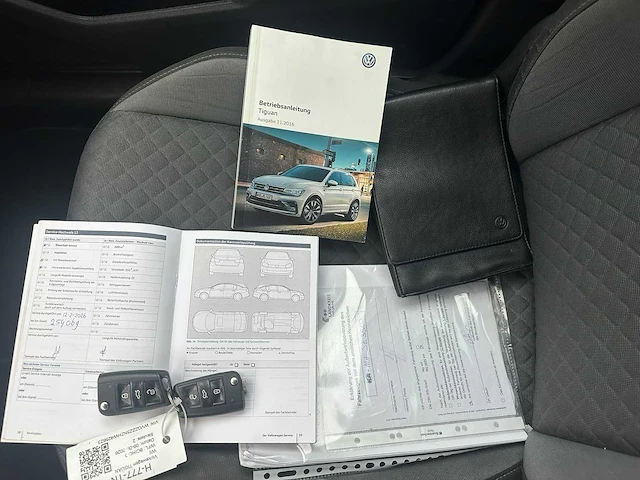 Volkswagen - 2017 - tiguan - 2.0 tsi 4m. highline - automaat - personenauto - afbeelding 22 van  26