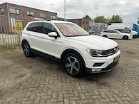 Volkswagen - 2017 - tiguan - 2.0 tsi 4m. highline - automaat - personenauto - afbeelding 25 van  26