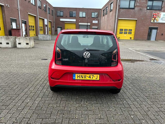 Volkswagen - 2017 - up! - 1.0 bmt take up! - personenauto - afbeelding 5 van  8