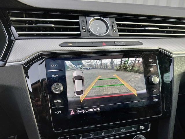 Volkswagen - 2018 - arteon - 2.0 tsi r-line - personenauto - afbeelding 3 van  21