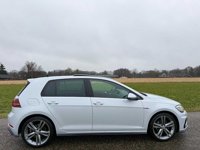 Volkswagen - 2018 - golf - 1.5 tsi hl bns r - zh-193-b - afbeelding 11 van  16
