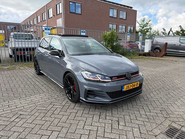 Volkswagen - 2019 - golf - 2.0 tsi gti tcr - automaat - personenauto - afbeelding 19 van  21