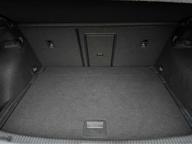 Volkswagen - 2019 - golf gti 2.0 performance - personenauto - afbeelding 18 van  29