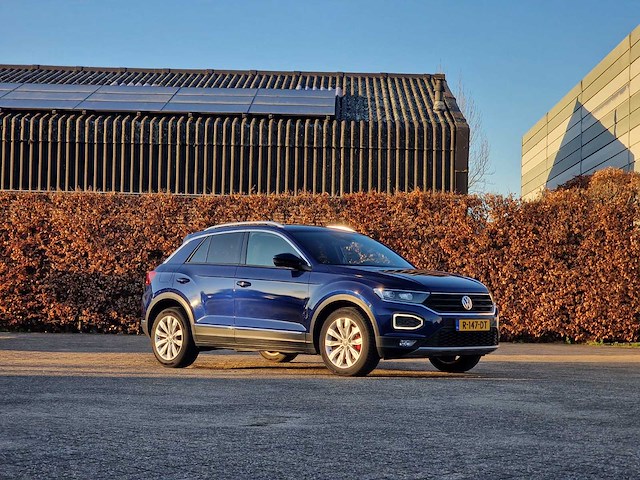 Volkswagen - 2019 - t-roc - 1.5 tsi sport - r-147-dt - personenauto - afbeelding 12 van  23