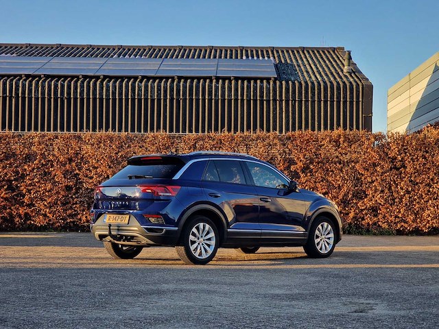 Volkswagen - 2019 - t-roc - 1.5 tsi sport - r-147-dt - personenauto - afbeelding 17 van  23