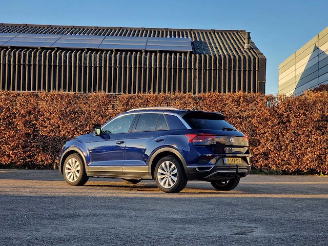 Volkswagen - 2019 - t-roc - 1.5 tsi sport - r-147-dt - personenauto - afbeelding 22 van  23