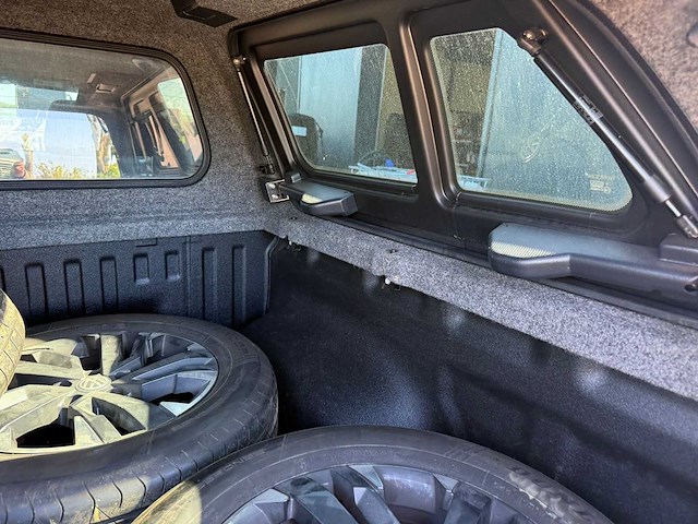 Volkswagen - 2020 - amarok - v6 dark label - personenauto - afbeelding 32 van  52