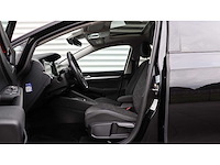 Volkswagen - 2020 - golf - 1.5 etsi style - l-094-lk - afbeelding 4 van  23