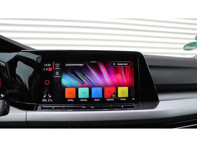 Volkswagen - 2020 - golf - 1.5 etsi style - l-094-lk - afbeelding 13 van  23