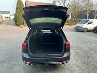 Volkswagen - 2020 - passat variant - 1.5 tsi r-line bns+ - personenauto (j-758-vj) - afbeelding 16 van  29