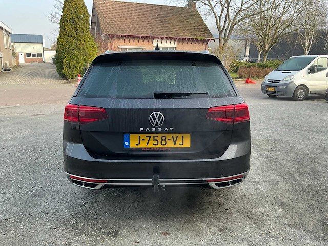 Volkswagen - 2020 - passat variant - 1.5 tsi r-line bns+ - personenauto (j-758-vj) - afbeelding 25 van  29