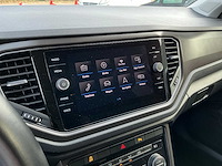 Volkswagen - 2020 - t-roc - 1.5 tsi style - personenauto (h-585-fd) - afbeelding 4 van  24