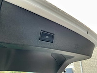 Volkswagen - 2020 - t-roc - 1.5 tsi style - personenauto (h-585-fd) - afbeelding 11 van  24