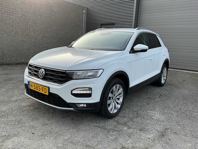 Volkswagen - 2020 - t-roc - 1.5 tsi style - personenauto (h-585-fd) - afbeelding 1 van  24