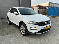 Volkswagen - 2020 - t-roc - 1.5 tsi style - personenauto (h-585-fd) - afbeelding 18 van  24