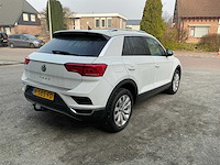 Volkswagen - 2020 - t-roc - 1.5 tsi style - personenauto (h-585-fd) - afbeelding 19 van  24