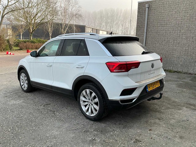 Volkswagen - 2020 - t-roc - 1.5 tsi style - personenauto (h-585-fd) - afbeelding 21 van  24