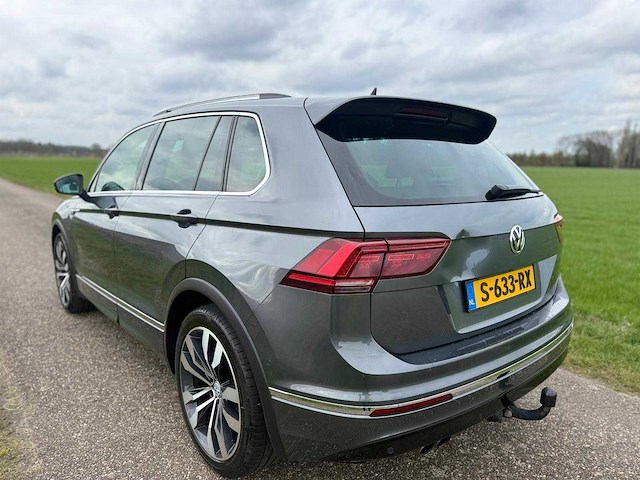 Volkswagen - 2020 - tiguan - 1.5 tsi highl. bus r - s-633-rx - afbeelding 8 van  14