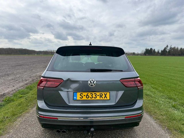 Volkswagen - 2020 - tiguan - 1.5 tsi highl. bus r - s-633-rx - afbeelding 9 van  14