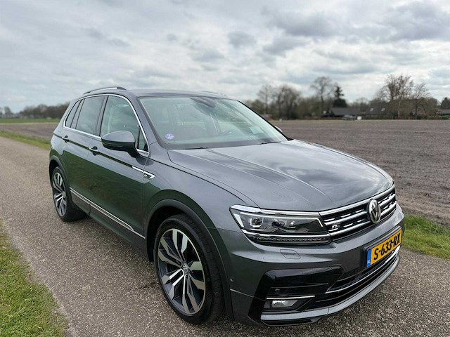 Volkswagen - 2020 - tiguan - 1.5 tsi highl. bus r - s-633-rx - afbeelding 10 van  14