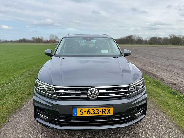 Volkswagen - 2020 - tiguan - 1.5 tsi highl. bus r - s-633-rx - afbeelding 12 van  14