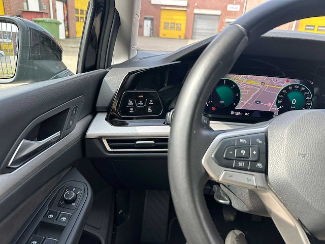 Volkswagen - 2022 - golf - 2.0 tdi life bns - personenauto - afbeelding 6 van  23