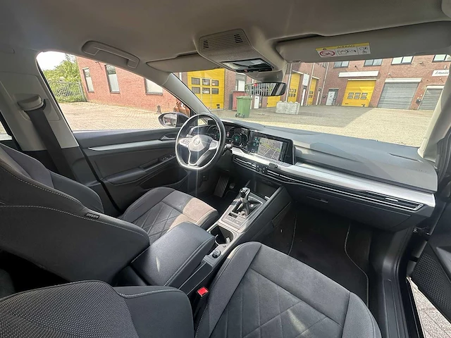Volkswagen - 2022 - golf - 2.0 tdi life bns - personenauto - afbeelding 3 van  23