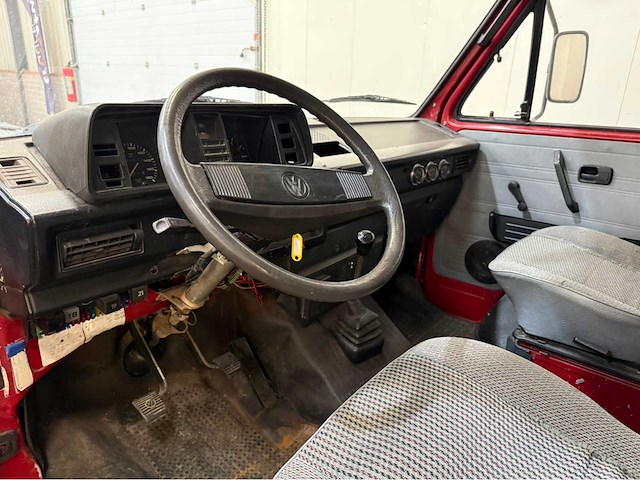 Volkswagen - 251 - camper - 1988 - afbeelding 3 van  35